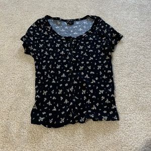 Girls shirt size large 10/12